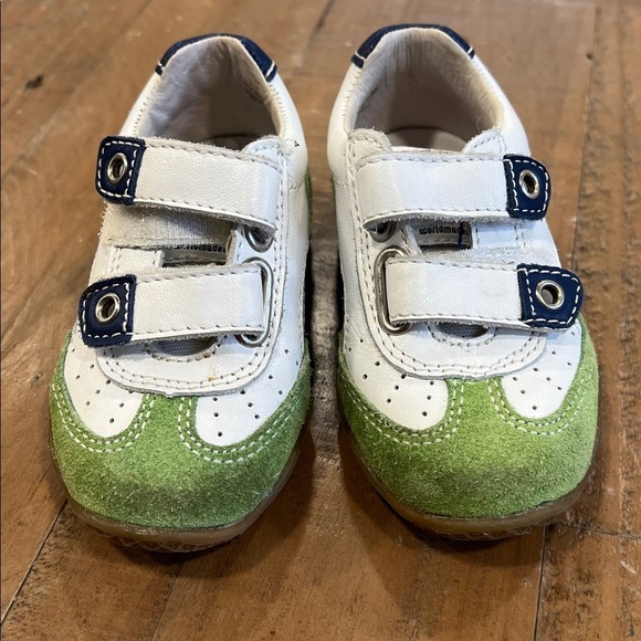 Naturino green suede leather hook and loop sneakers trainers US 5-5.5 toddler - Picture 2 of 9